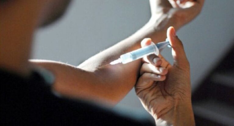 Подробнее о статье Подростковая наркомания: как распознать и вовремя помочь