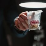 Read more about the article Как понять, что сын употребляет наркотики, если он все скрывает